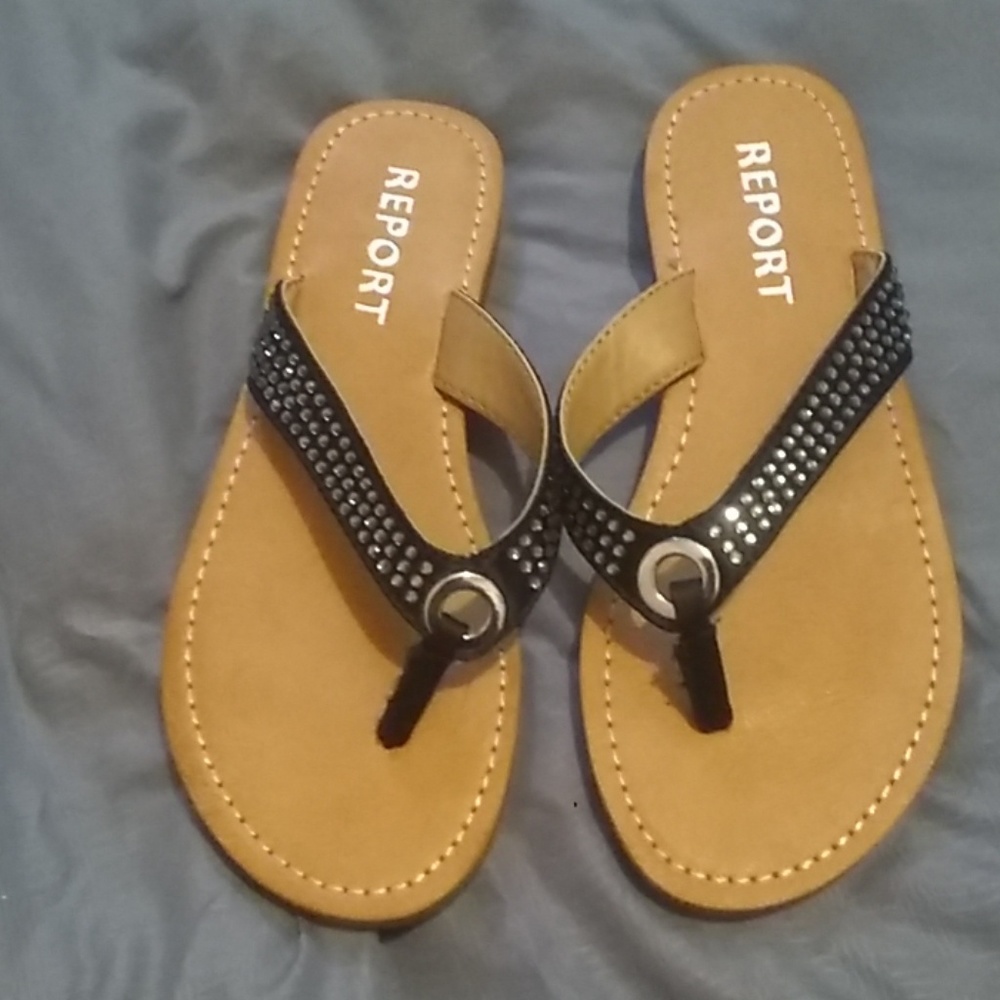 BRAND NEW GIRLS FLIP FLOPS